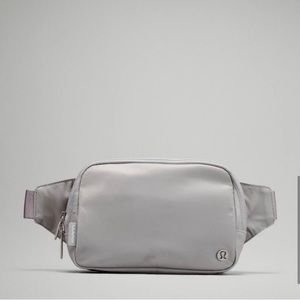 Lululemon Everywhere Belt Bag
